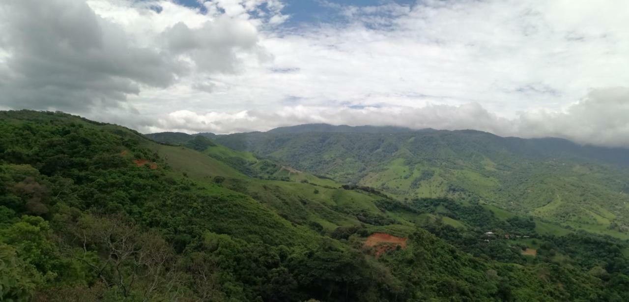 Monte Los Lirios Lodge Monteverde 외부 사진